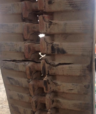 RUBBER TRACK แทรคยาง รถขุด SUMITOMO SH100,HITACHI EX100,KOBELCO SK100/ขนาด 500*84*9.2 ราคา(เส้นละ 20,000 บาท) สนใจติดต่อ 0819337688 RUBBER TRACK แทรคยาง รถขุด SUMITOMO SH100,HITACHI EX100,KOBELCO SK100/ขนาด 500*84*9.2 ราคา(เส้นละ 20,000 บาท) สนใจติดต่อ 0819337688