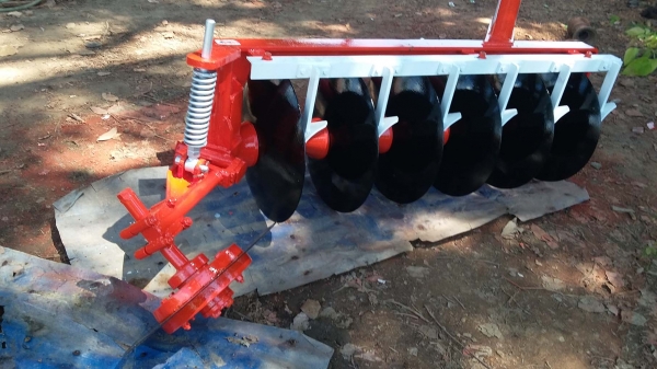 ขายผานพรวน 6x22 ยี่ห้อ KK ใบเต็ม ลูกปืนแน่น สภาพนางฟ้า ไถที่ได้ไม่กี่ไร่ ขายผานพรวน 6x22 ยี่ห้อ KK ใบเต็ม ลูกปืนแน่น สภาพนางฟ้า ไถที่ได้ไม่กี่ไร่