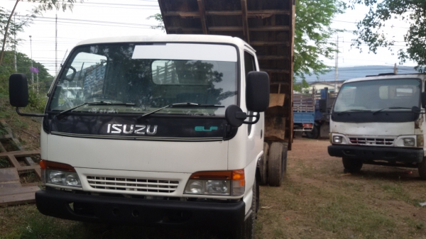 ขายหกล้อดั้มพ์ ISUZU NPR-71L 4HG1-130HP แอร์เย็น เพาเวอร์ เดิมบางคัสซีสวยเอกสารซื้อ-ขายเจ้าของตัวจริง