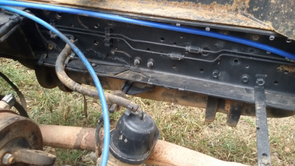 ขายหกล้อดั้มพ์ ISUZU NPR-71L 4HG1-130HP แอร์เย็น เพาเวอร์ เดิมบางคัสซีสวยเอกสารซื้อ-ขายเจ้าของตัวจริง