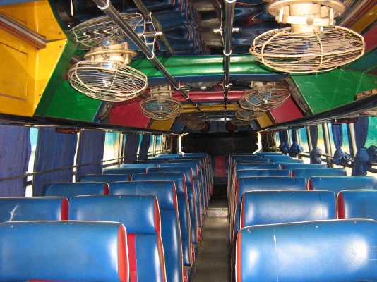 ขายรถบัส12เมตร 54ที่นั่ง เบาะ2-2 ปรับเอนได้ ราคาต่อรองได้