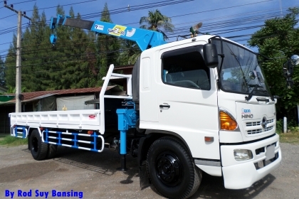 ขาย 6 ล้อ ฮีโน่ เมก้า เครน 3.5 ตัน 175 แรง  6.5 ม. รวมเครน ปี 2006  เครน 4 ปลอก 3 ชัก เครนยูนิค ท้องวี สภาพดี เครื่องแน่น คัสซีสวย พร้อมใช้งาน สนใจติดต่อได้ที่ 081-9425443