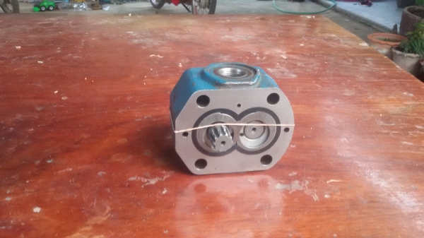 ตูดปั้มpc30-7e