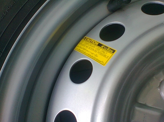 ยางอะไหล่ติดรถยนต์ DULNLOP