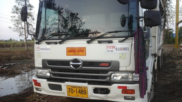 ขายรถ24ล้อโปรเฟียดั้มแม่ลูกเครือง360แรงปี57วิ่งได้87341กิโล