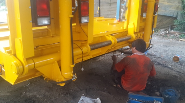 สั่งสร้างได้ครับหางโรเบส...โรเบท......2เพลา.....3เพลา...4เพลา......5เพลา..6เพลา