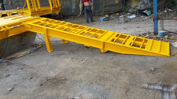 สั่งสร้างได้ครับหางโรเบส...โรเบท......2เพลา.....3เพลา...4เพลา......5เพลา..6เพลา