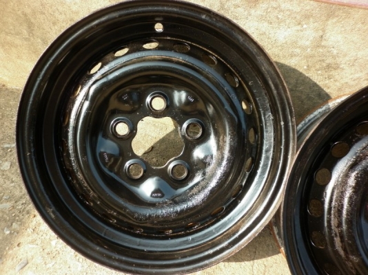 ต้องการขายล้อ VW เเตงโมไฟเลี้ยวบน หรือ TRANSPORTER T3 ต้องการขายล้อ VW เเตงโมไฟเลี้ยวบน หรือ TRANSPORTER T3