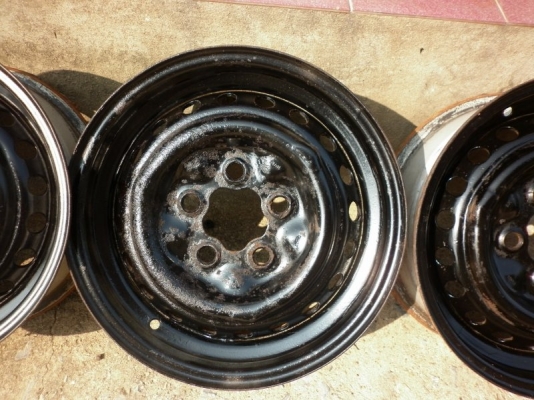 ต้องการขายล้อ VW เเตงโมไฟเลี้ยวบน หรือ TRANSPORTER T3 ต้องการขายล้อ VW เเตงโมไฟเลี้ยวบน หรือ TRANSPORTER T3