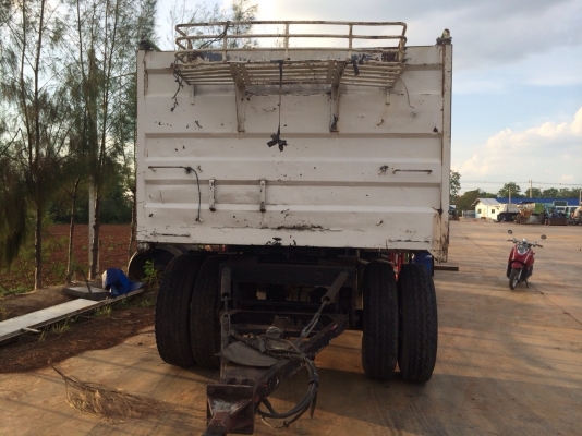 ขายลูกพ่วงไม่ดั้ม อู่พนัส ยาว 6.40เมตร ยางดี คัสซีสวย สภาพพร้อมใช้ กะบะป่าวๆก็มีน่ะคับตามรูป วางฮีโน่มา