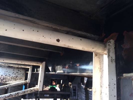 ขายลูกพ่วงไม่ดั้ม อู่พนัส ยาว 6.40เมตร ยางดี คัสซีสวย สภาพพร้อมใช้ กะบะป่าวๆก็มีน่ะคับตามรูป วางฮีโน่มา