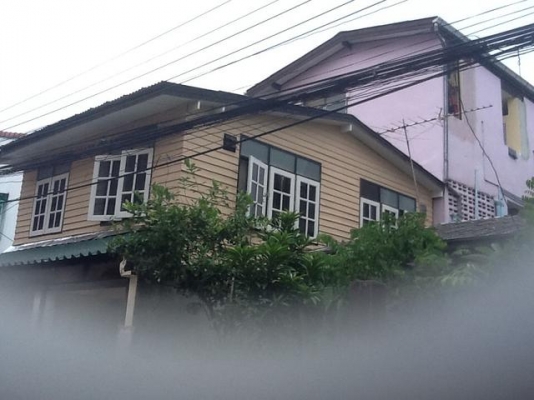 หอพัก 3 ชั้น 12 ห้อง พร้อมบ้าน 2 ชั้น บางพลีใหญ่