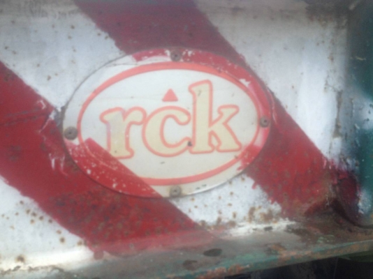 ขายหางพ่วง RCK พื้นเรียบ 3 เพลา.  ปี 46   สนใจติดต่อ  081 - 6079515