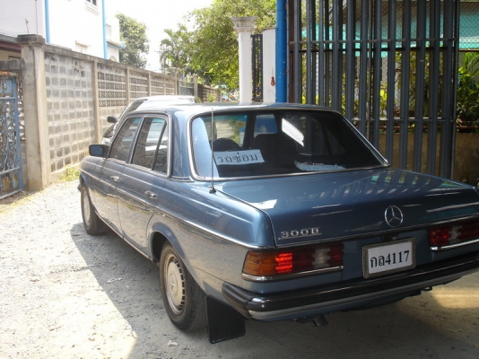 ขายรถยนต์BENZ300DW123ธนบุรีปี1983สภาพเดิมสีใหม่