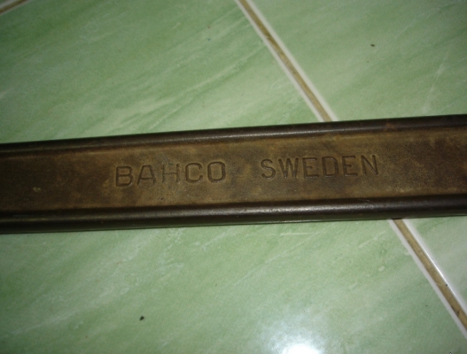 ขายประแจเลื่อน BAHCO 18" MADE IN SWEDEN รุ่นเก่า