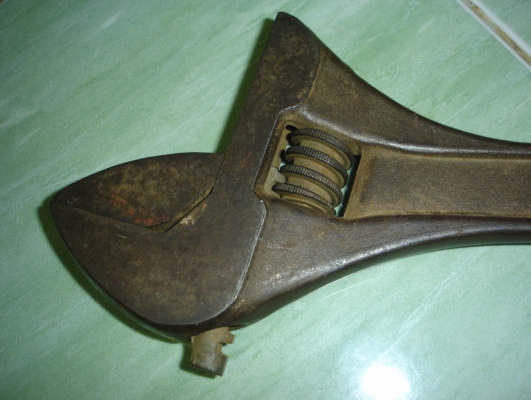 ขายประแจเลื่อน BAHCO 18" MADE IN SWEDEN รุ่นเก่า