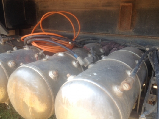 รถอีซูซุ 10 ล้อดั้ม FXZ 360 แรงม้า ปี 54. ( ขายแม่ , ลูก. )    สนใจติดต่อ   081 - 6079515