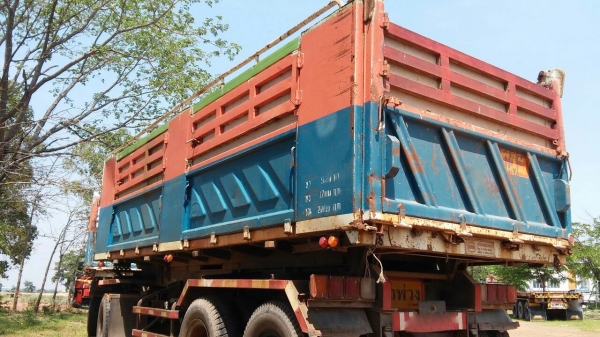 รถอีซูซุ 10 ล้อดั้ม FXZ 360 แรงม้า ปี 54. ( ขายแม่ , ลูก. )    สนใจติดต่อ   081 - 6079515