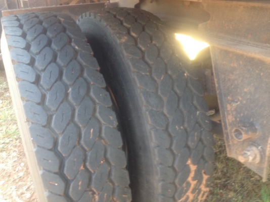 รถอีซูซุ 10 ล้อดั้ม FXZ 360 แรงม้า ปี 54. ( ขายแม่ , ลูก. )    สนใจติดต่อ   081 - 6079515