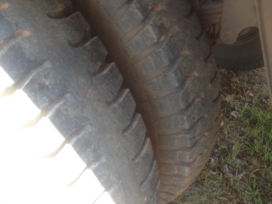 รถอีซูซุ 10 ล้อดั้ม FXZ 360 แรงม้า ปี 54. ( ขายแม่ , ลูก. )    สนใจติดต่อ   081 - 6079515