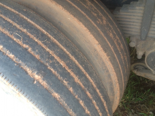 รถอีซูซุ 10 ล้อดั้ม FXZ 360 แรงม้า ปี 54. ( ขายแม่ , ลูก. )    สนใจติดต่อ   081 - 6079515