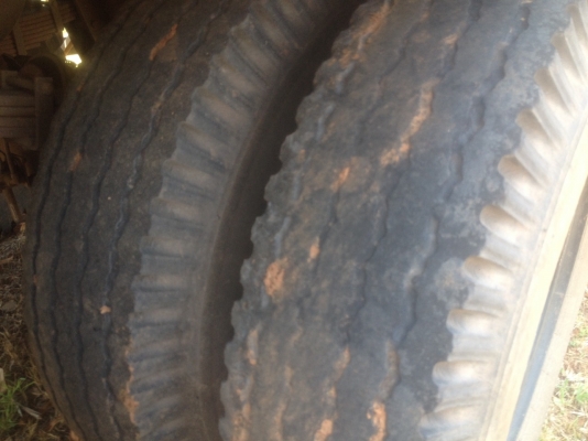 รถอีซูซุ 10 ล้อดั้ม FXZ 360 แรงม้า ปี 54. ( ขายแม่ , ลูก. )    สนใจติดต่อ   081 - 6079515