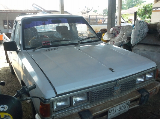 ขายดัทสัน720 4ขอ ไม่มีเอกสาร เครื่องช่วงล่างดีมาก J16 5เกียร์ วิ่ง100+นิ่งๆสบายๆขายถูก33000