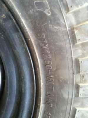 ล้อกระทะพร้อมยาง37x12.5R16