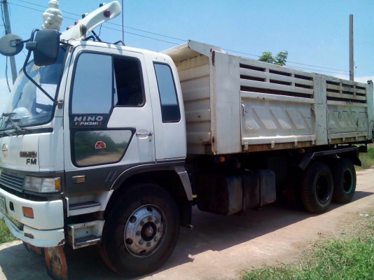 ขายรถบรรทุกสิบล้อดัมพ์ HINO 3M เครื่องเดิม 240 แรง 2 เพลา เกียร์เดิม ปี 38 กระบะดัมพ์สามมิต