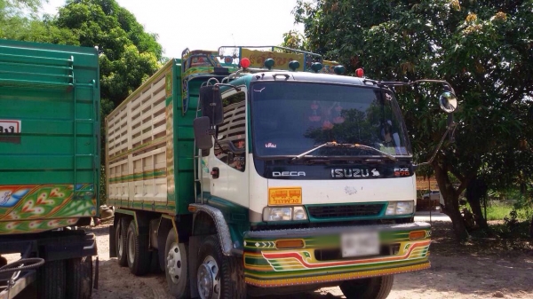 ขายรถบรรทุกพ่วงดัมพ์ Isuzu เครื่อง 270 แรง ปี 47 แม่ 12 ล้อ ลูก 2 เพลา กระบะดัมพ์แม่ลูก ขายรถบรรทุกพ่วงดัมพ์ Isuzu เครื่อง 270 แรง ปี 47 แม่ 12 ล้อ ลูก 2 เพลา กระบะดัมพ์แม่ลูก
