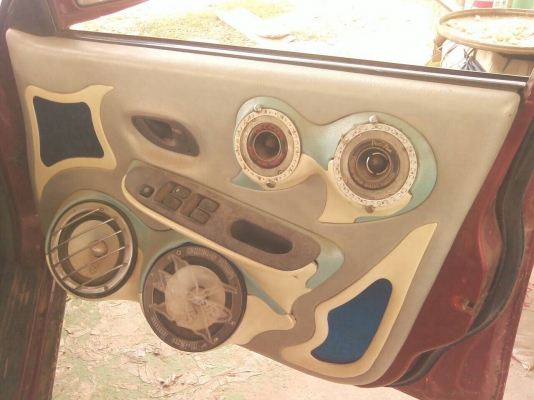 ขาย แลนเซอร์ แต่ง