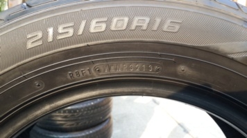 ขายยาง215/60/16 ยาง DUNLOP SP SPORT LM 704 ปี 13 ( 1ชุด ) ขายยาง215/60/16 ยาง DUNLOP SP SPORT LM 704 ปี 13 ( 1ชุด )