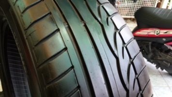 ขายยาง205/55/16 ยาง DUNLOP SP SPORT 01 ปี 13 (1ชุด ) ขายยาง205/55/16 ยาง DUNLOP SP SPORT 01 ปี 13 (1ชุด )