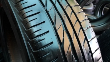 ขายยาง185/55/16 ยาง BRIDGESTONE TURANZA  ER 300 ปี 13 ( 1ชุด )