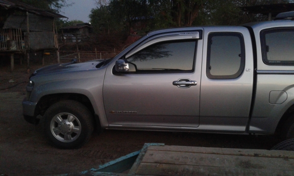 ฝากขายรถยนตร์ CHEVROLET รถไม่คอยไช่งานเลขไมล์ 80000โล