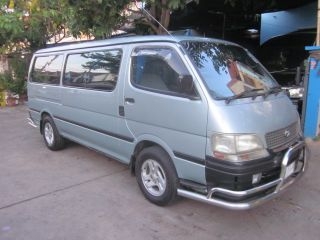 รถตู้ รถตู้