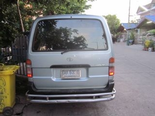 รถตู้ รถตู้