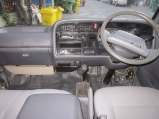 รถตู้ รถตู้