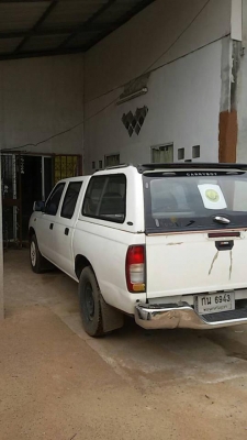 นิสสัน ฟอร์นเทียร์ 4 ประตู ปี 2,xxx