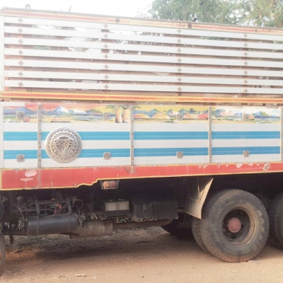 ขายด่วน Isuzu Deca 270 ปี 45  คอกเกษตรเนียมสภาพสวยพร้อมใช้งาน