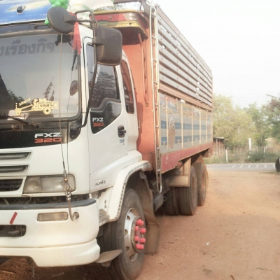 ขายด่วน Isuzu Deca 270 ปี 45  คอกเกษตรเนียมสภาพสวยพร้อมใช้งาน