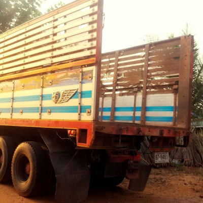 ขายด่วน Isuzu Deca 270 ปี 45  คอกเกษตรเนียมสภาพสวยพร้อมใช้งาน