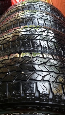 ขายาง yokohama at 245/70/16 ปี 11