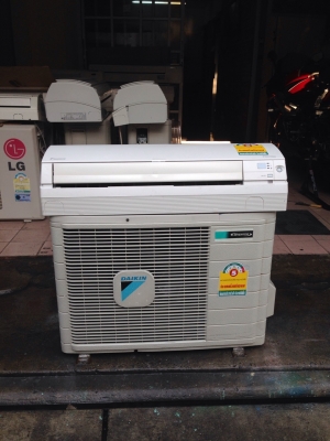 **** ขายแอร์ DAIKIN 12000 BTU (inverter) สภาพสวย **** **** ขายแอร์ DAIKIN 12000 BTU (inverter) สภาพสวย ****