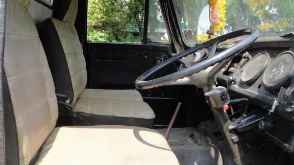 ็HINO KM500 ดั๊ม5คิว เครื่องดี ยางดี คัสฃีสวย ยาง825/16 คานหน้า-เฟืองท้ายเอฟ พวงมาลัยเพาเวอร์ รถพร้อมใช้ ราคาถูก ็HINO KM500 ดั๊ม5คิว เครื่องดี ยางดี คัสฃีสวย ยาง825/16 คานหน้า-เฟืองท้ายเอฟ พวงมาลัยเพาเวอร์ รถพร้อมใช้ ราคาถูก