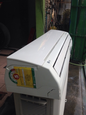 **** ขายแอร์ LG 13000 BTU สภาพสวย ****