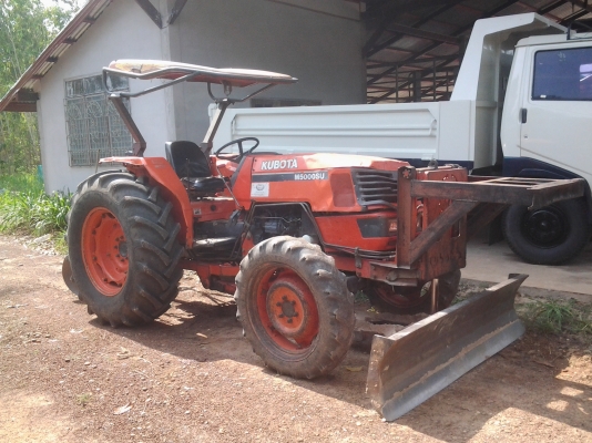KUBOTA M5000 ใบดัน หาง6 รถเดิม สีเดิม สวยพร้อมใช้ เล่มพร้อมโอน