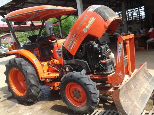 KUBOTA L3608 ใบดัน หาง5 ชั่งโมง1700 รถสวยพอใช้