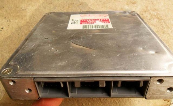 กล่อง ECUเครื่อง 3S-FE(3 ช่องเสียบ)ราคา 2,500บ + กล่อง ECUเครื่อง 2JZ-GE ราคา 2,500บ กล่อง ECUเครื่อง 3S-FE(3 ช่องเสียบ)ราคา 2,500บ + กล่อง ECUเครื่อง 2JZ-GE ราคา 2,500บ