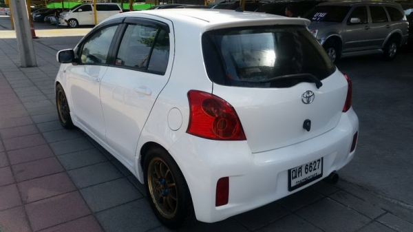 TOYOTA YARIS ปี 2009 เกียร์ธรรมดา ล้อ MAX แต่ง กระจกไฟฟ้า ชุดแต่งรอบคัน เครื่อง ช่วงล่าง วิ่งดี สีสวย รถพร้อมใช้ จัดไฟแนนได้ ฟรีดาวน์ TOYOTA YARIS ปี 2009 เกียร์ธรรมดา ล้อ MAX แต่ง กระจกไฟฟ้า ชุดแต่งรอบคัน เครื่อง ช่วงล่าง วิ่งดี สีสวย รถพร้อมใช้ จัดไฟแนนได้ ฟรีดาวน์